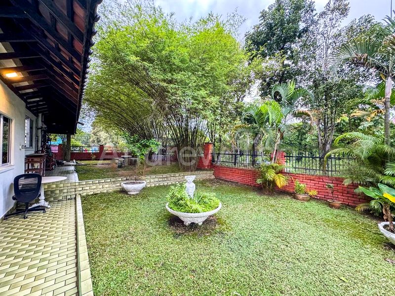 4 Bed Corner Terrace (Landed) for Sale in  Tai Hwan Garden - Image 10